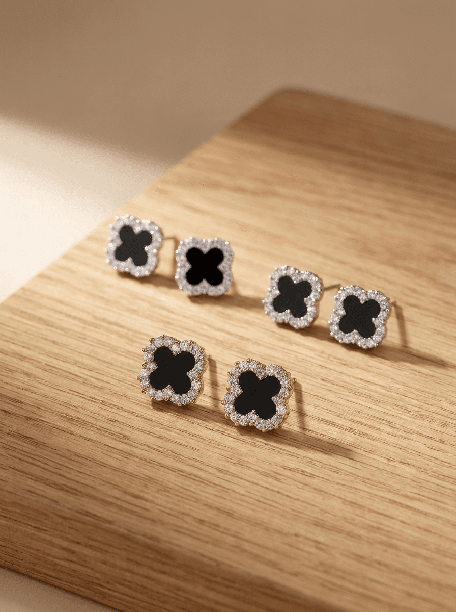Zircon Clover Studs, earrings in Zircon, 925 silver posts, view 3
